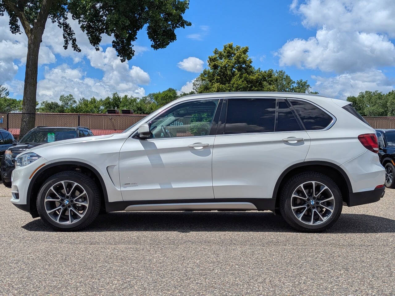 Used 2016 BMW X5 xDrive35i w/ Premium Package Enhanced AWD/4WD image 8