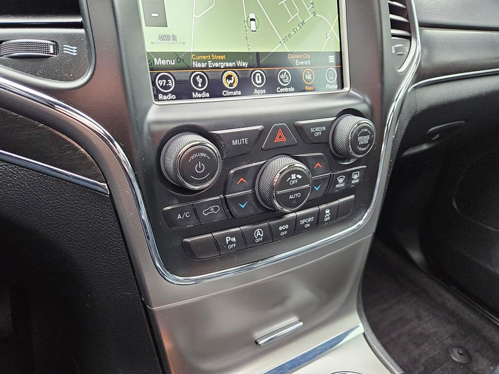 Used 2018 Jeep Grand Cherokee Limited AWD/4WD image 14