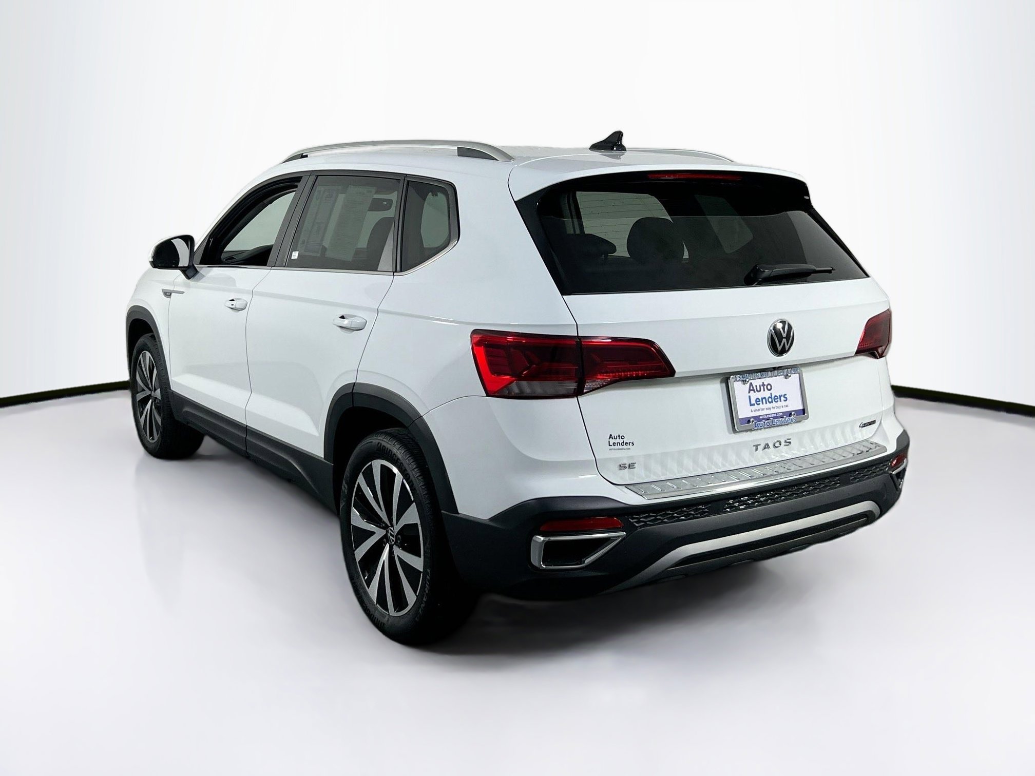 Used 2022 Volkswagen Taos SE AWD/4WD image 7