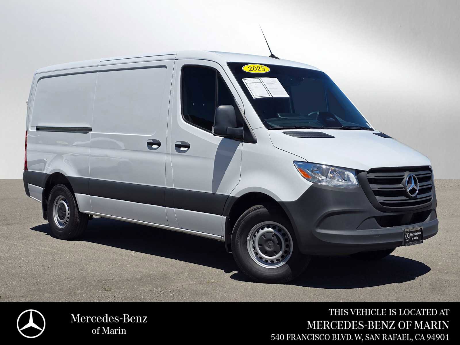 Used 2025 Mercedes-Benz Sprinter 2500 image 1