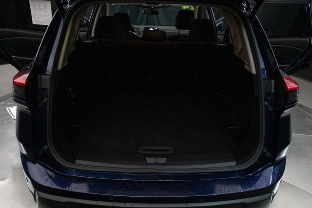 Used 2024 Nissan Rogue SV image 19