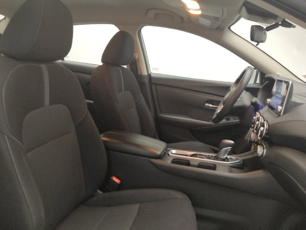 Used 2024 Nissan Sentra SV FWD image 21