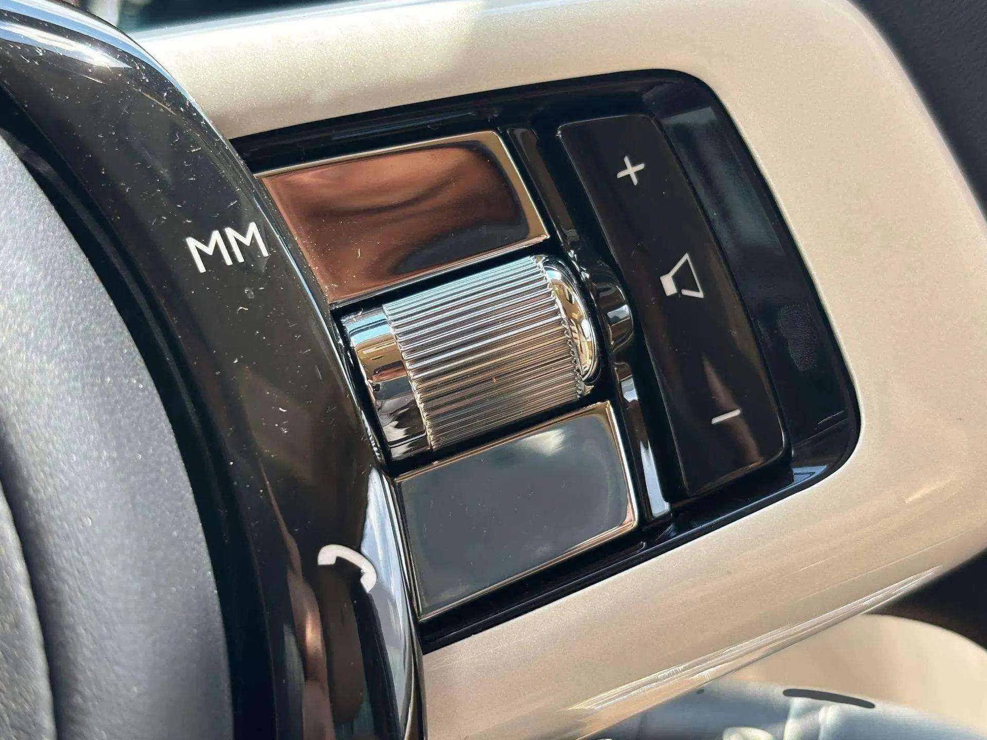 Used 2019 Rolls-Royce Phantom Sedan image 46