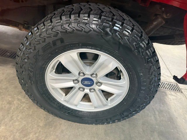 Used 2018 Ford F150 XL w/ Equipment Group 101A Mid AWD/4WD image 26