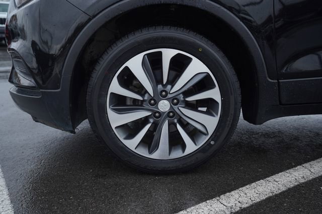 Used 2021 Buick Encore Preferred w/ Safety Package image 11