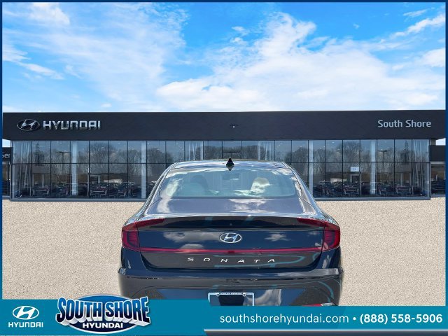 Certified 2023 Hyundai Sonata SEL w/ Preferred Accessory Package FWD image 4