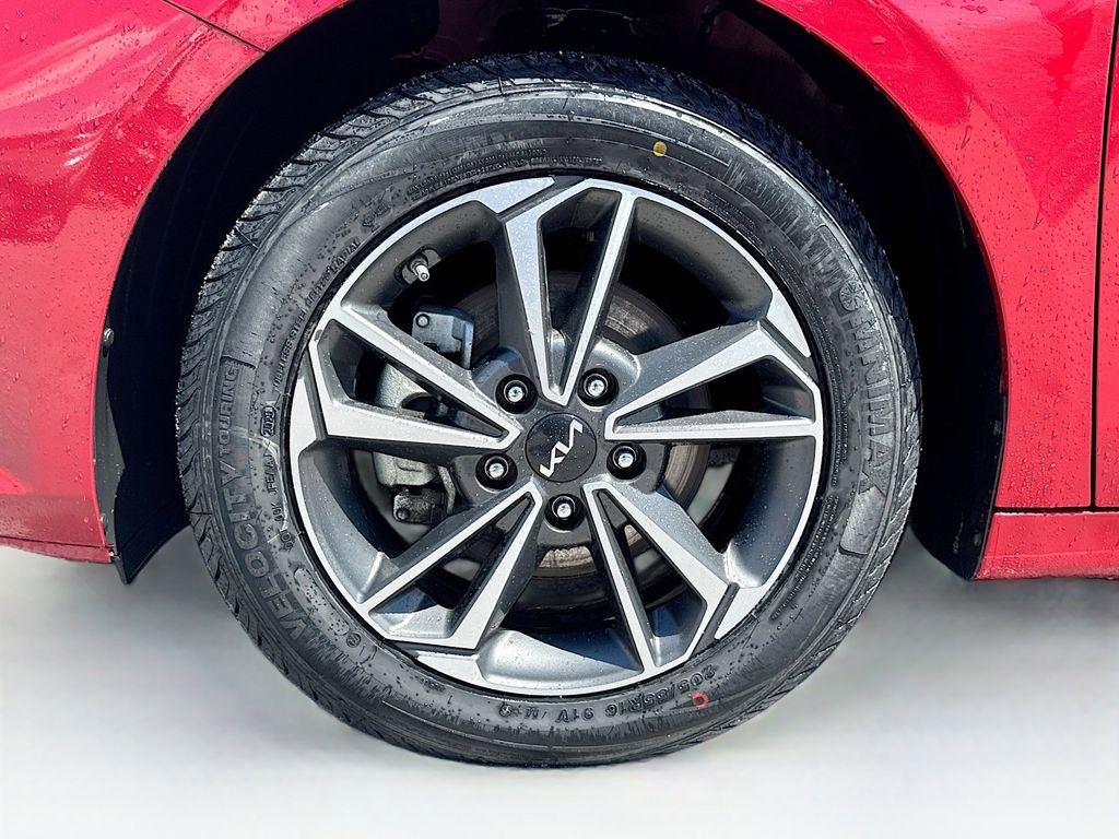 Certified 2024 Kia Forte LXS w/ LXS Technology Package FWD image 31