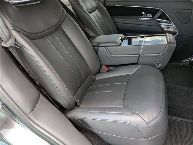 Certified 2023 Land Rover Range Rover Long Wheelbase Autobiography image 18