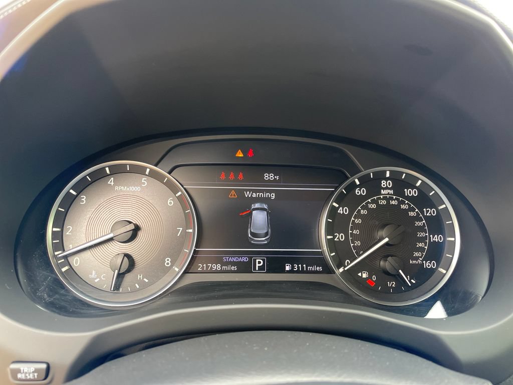 Used 2023 INFINITI QX50 Luxe AWD/4WD image 18