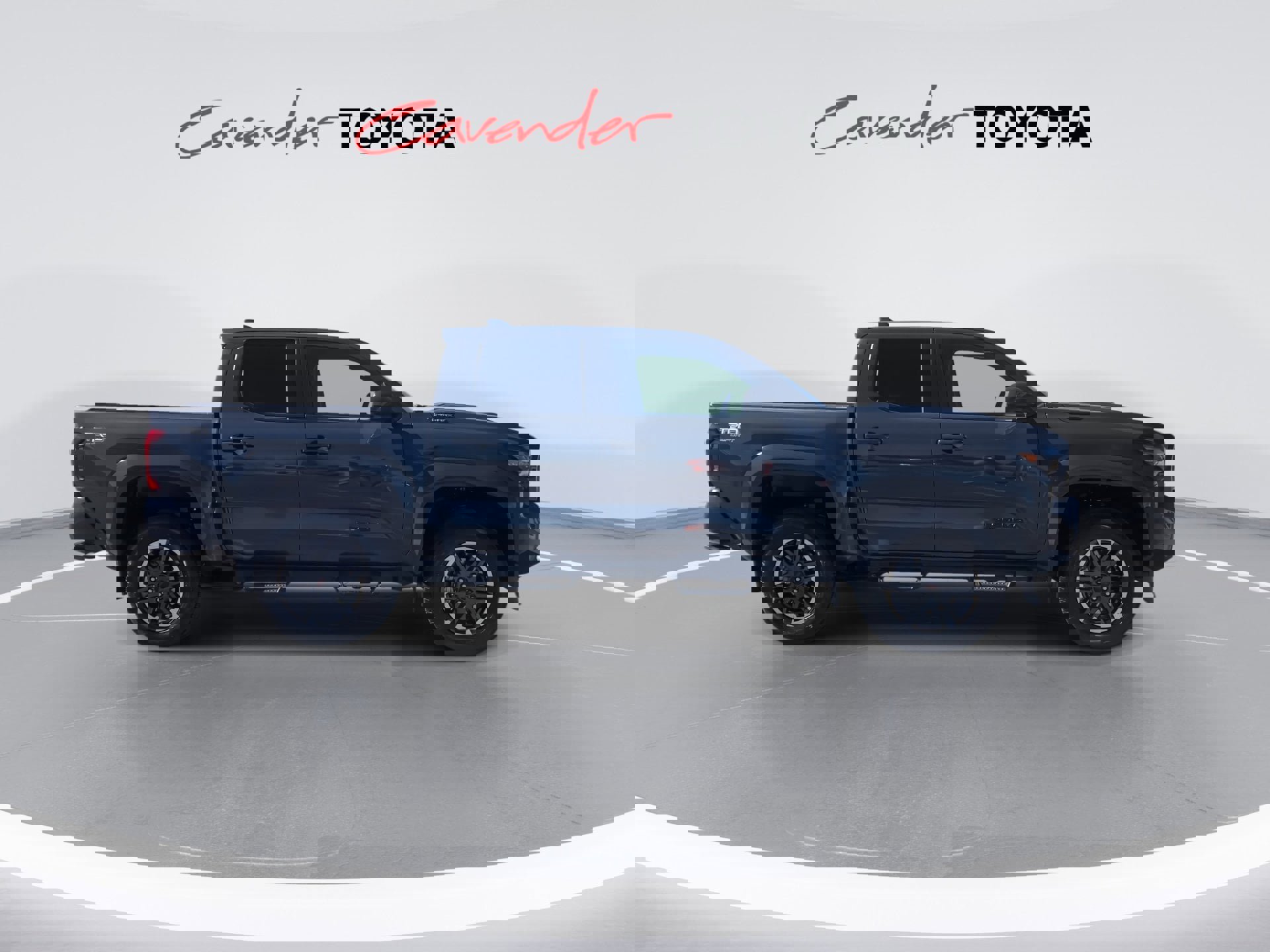 Used 2024 Toyota Tacoma TRD Sport image 9