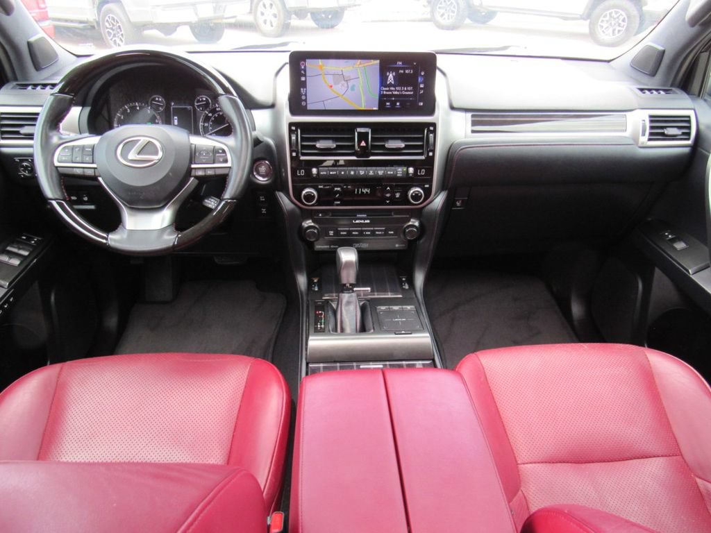 Used 2023 Lexus GX 460 Luxury w/ Accessory Package AWD/4WD image 23
