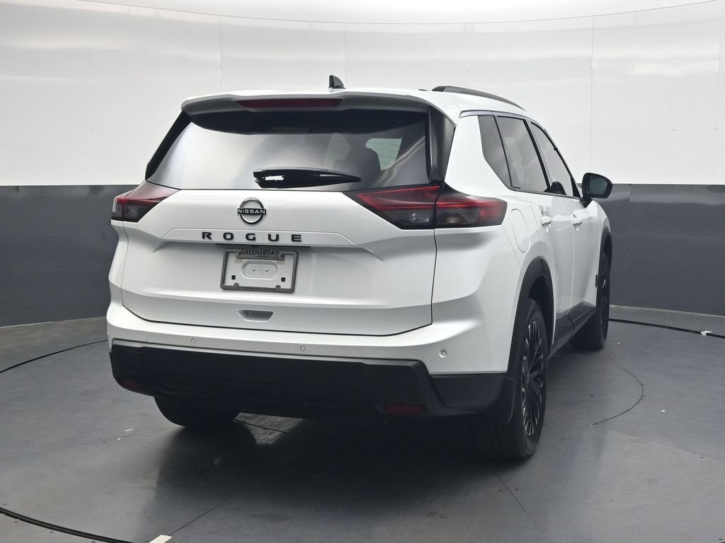 New 2026 Nissan Rogue Dark Armor FWD image 5