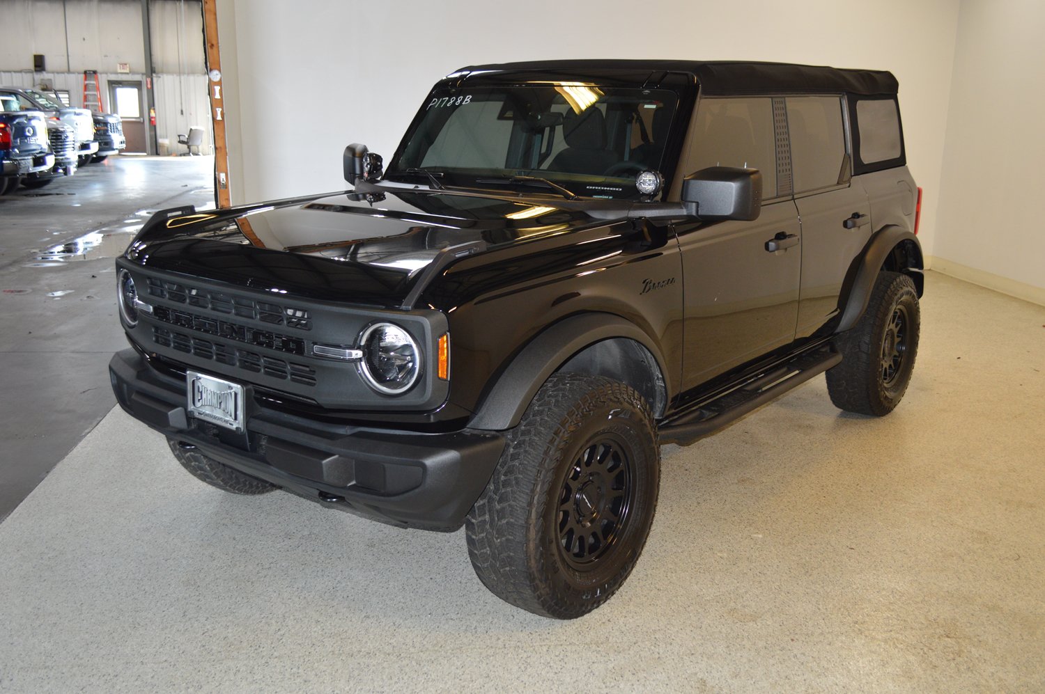 Used 2023 Ford Bronco 4-Door AWD/4WD image 7