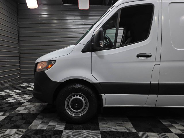 Used 2022 Mercedes-Benz Sprinter 2500 image 30