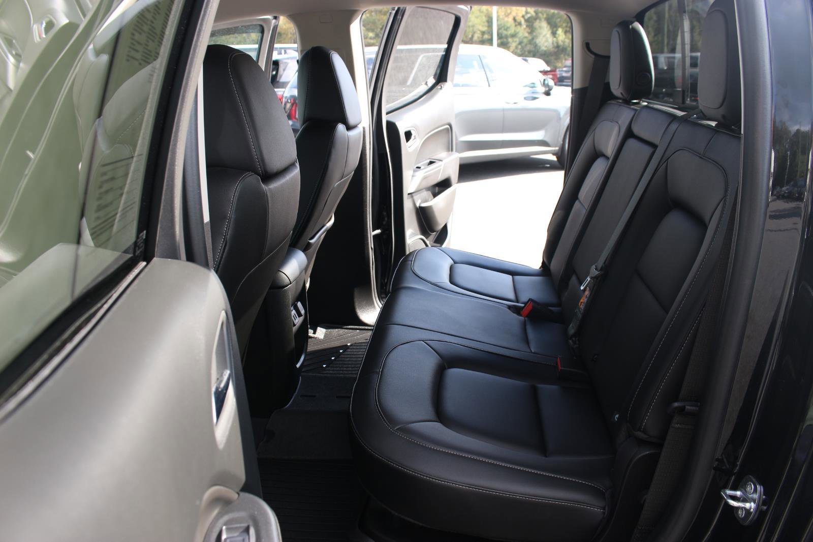 Used 2022 Chevrolet Colorado ZR2 w/ Colorado ZR2 Bison Edition image 32