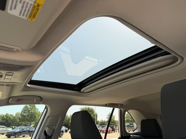 Used 2020 Toyota RAV4 XLE w/ Convenience Package FWD image 24