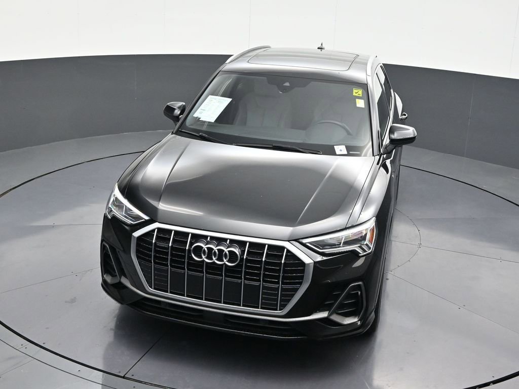 Used 2019 Audi Q3 2.0T Premium Plus w/ Premium Plus Package image 22
