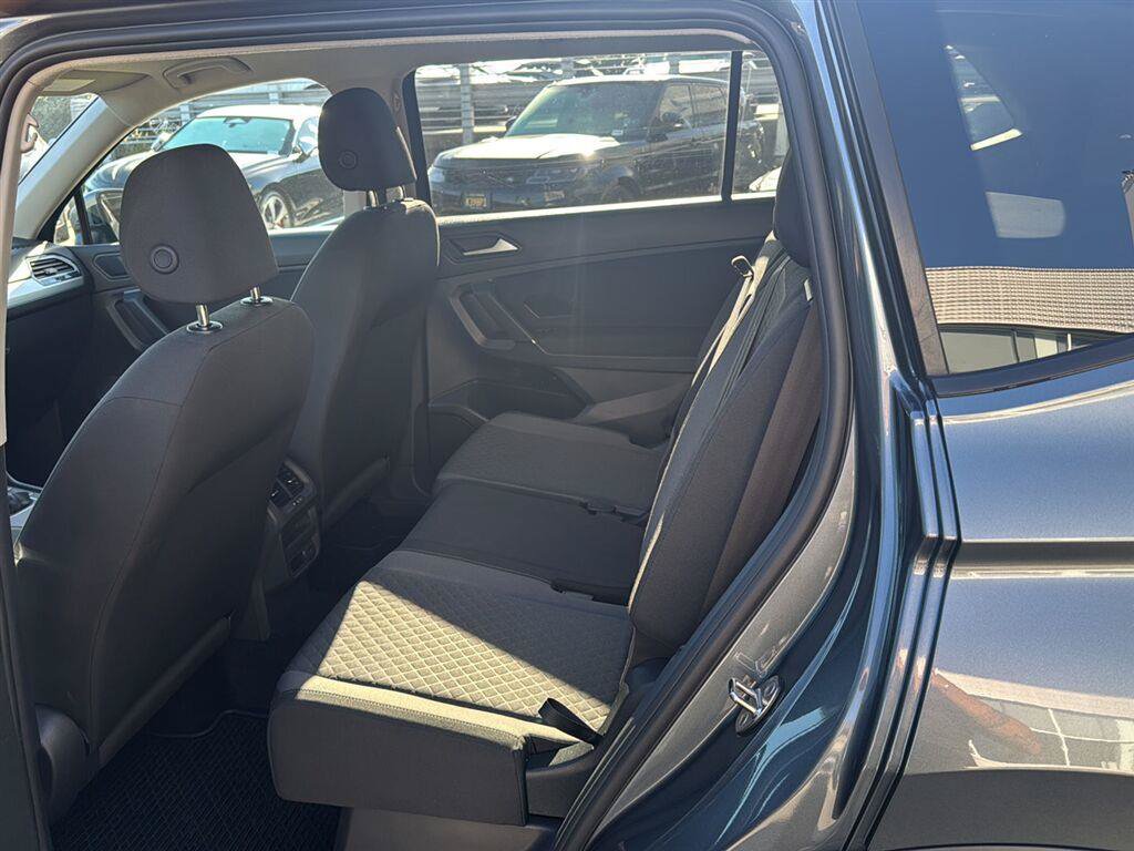 Used 2020 Volkswagen Tiguan S FWD image 14