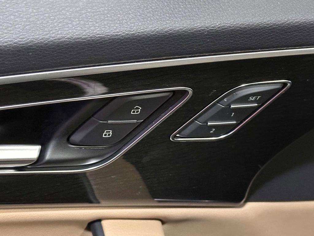 Used 2022 Audi Q7 3.0T Premium Plus w/ Premium Plus Package image 10