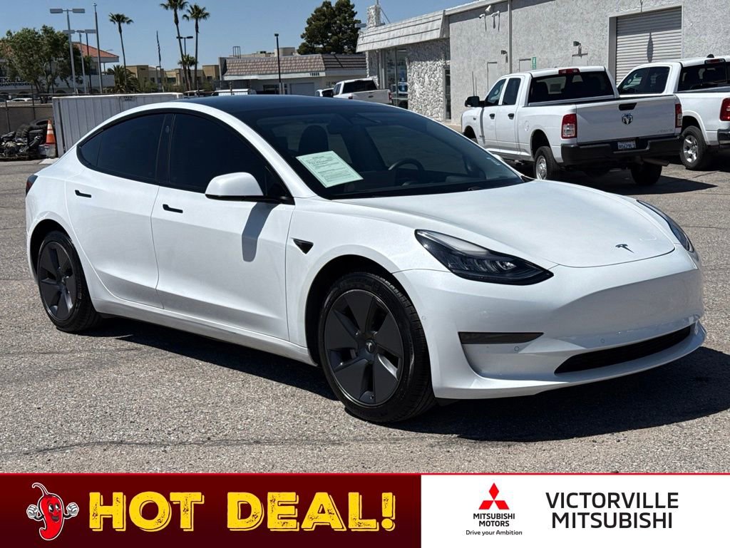 Used 2021 Tesla Model 3 Standard Range Plus RWD image 1
