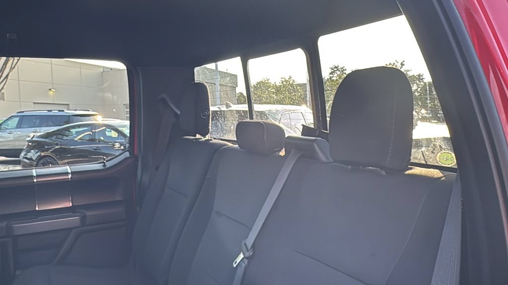 Used 2019 Ford F150 XLT w/ Equipment Group 302A Luxury AWD/4WD image 26