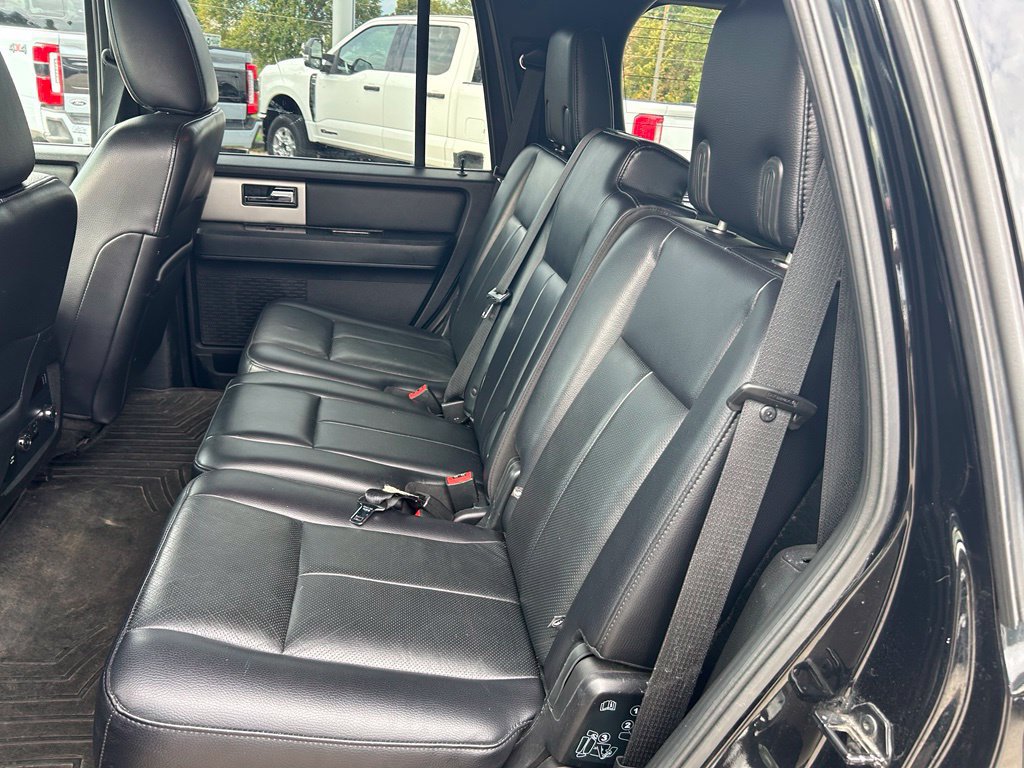 Used 2017 Ford Expedition Limited AWD/4WD image 10