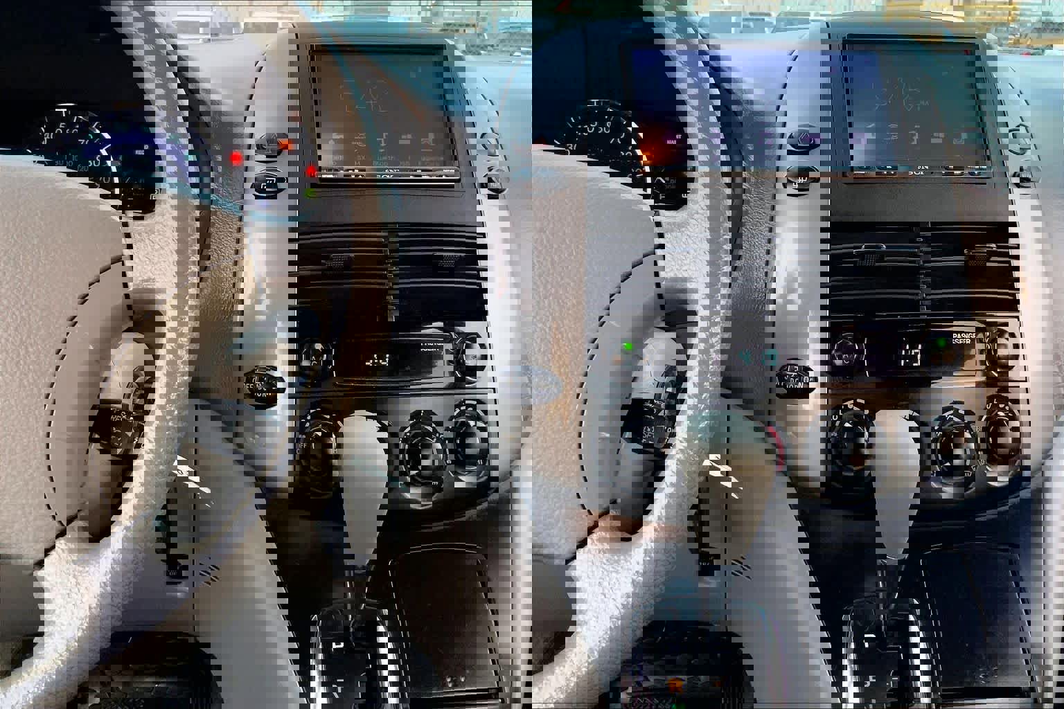 Used 2008 Toyota Sienna LE image 7