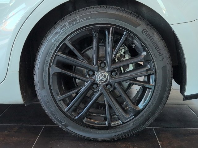 Used 2025 Toyota Camry SE image 10