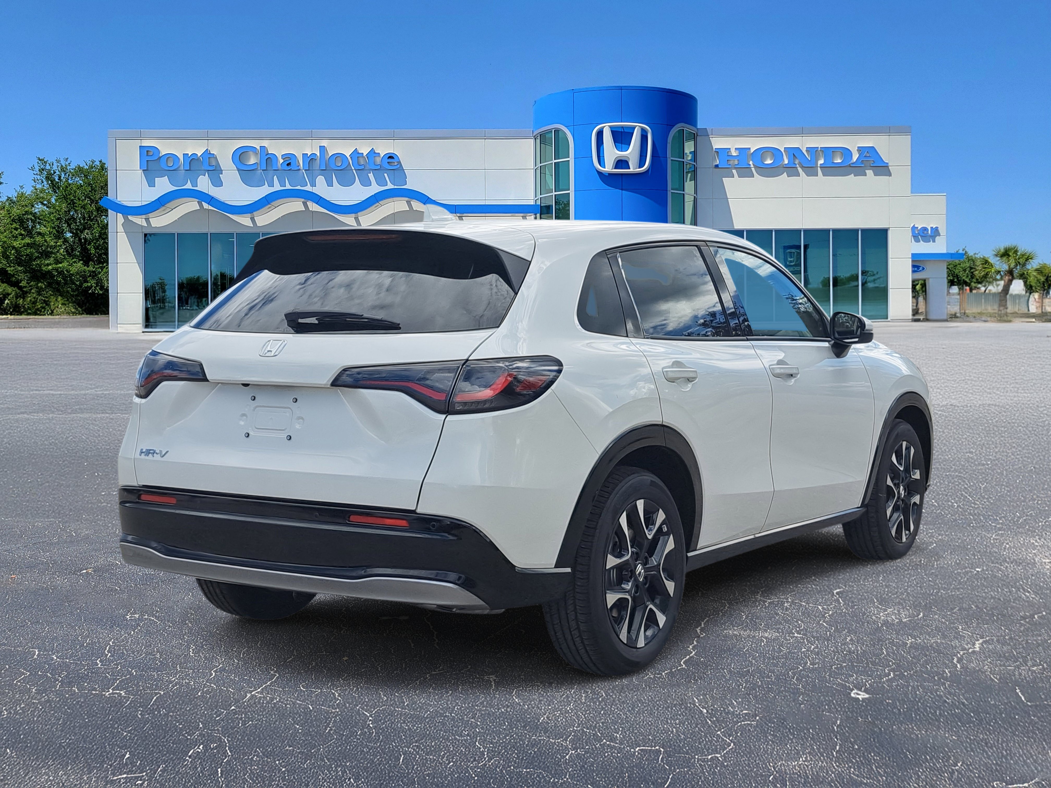 New 2027 Honda HR-V EX-L image 4
