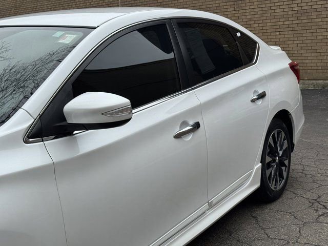 Used 2019 Nissan Sentra SR w/ Exterior Package image 30