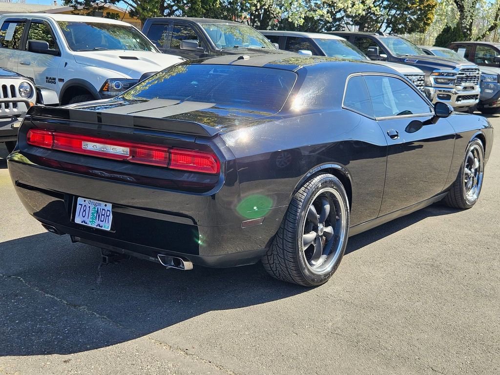 Used 2012 Dodge Challenger SXT image 7