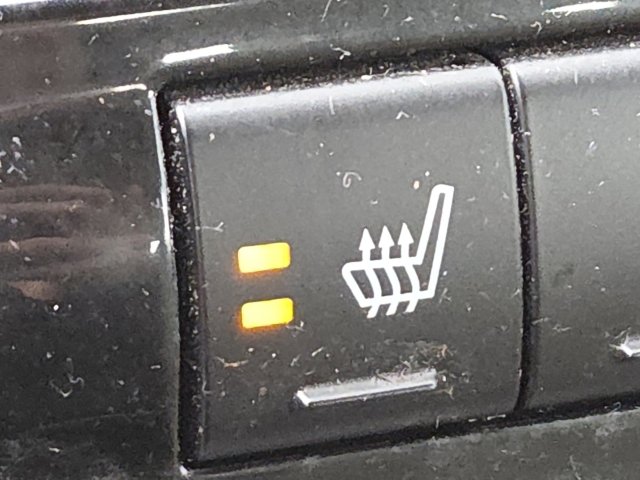 Used 2013 Chrysler 200 Limited image 5