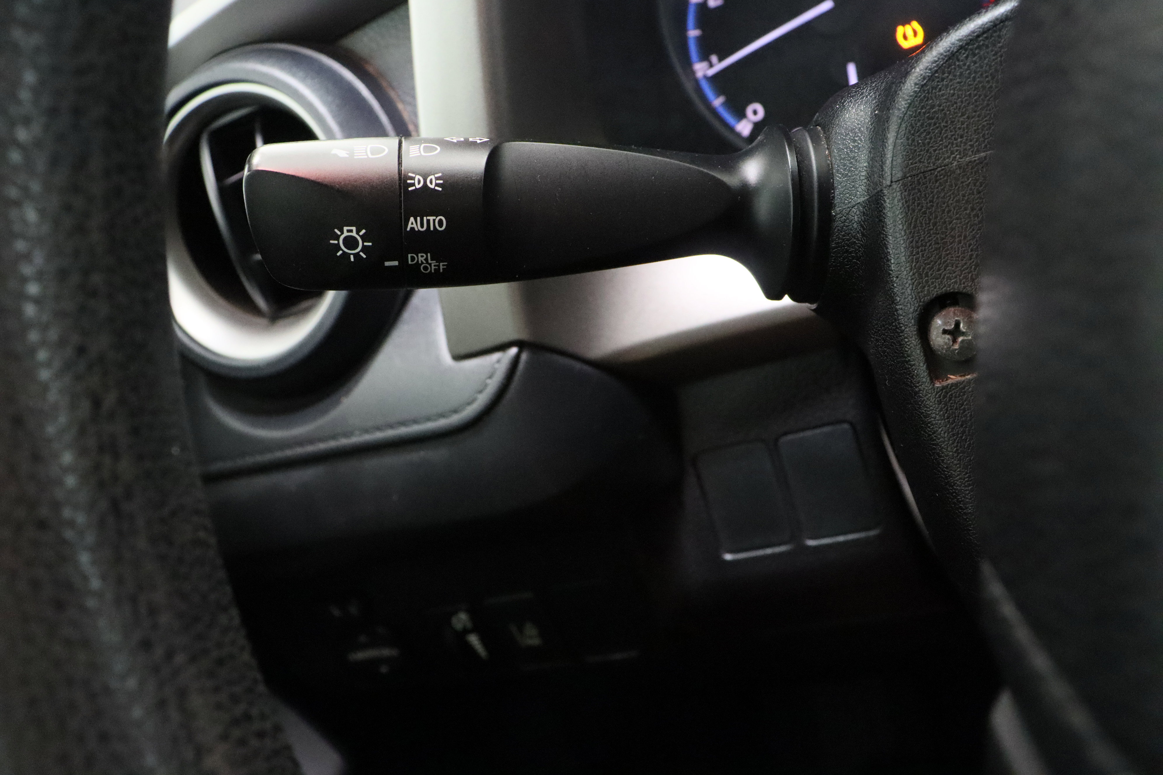 Used 2017 Toyota RAV4 LE FWD image 22