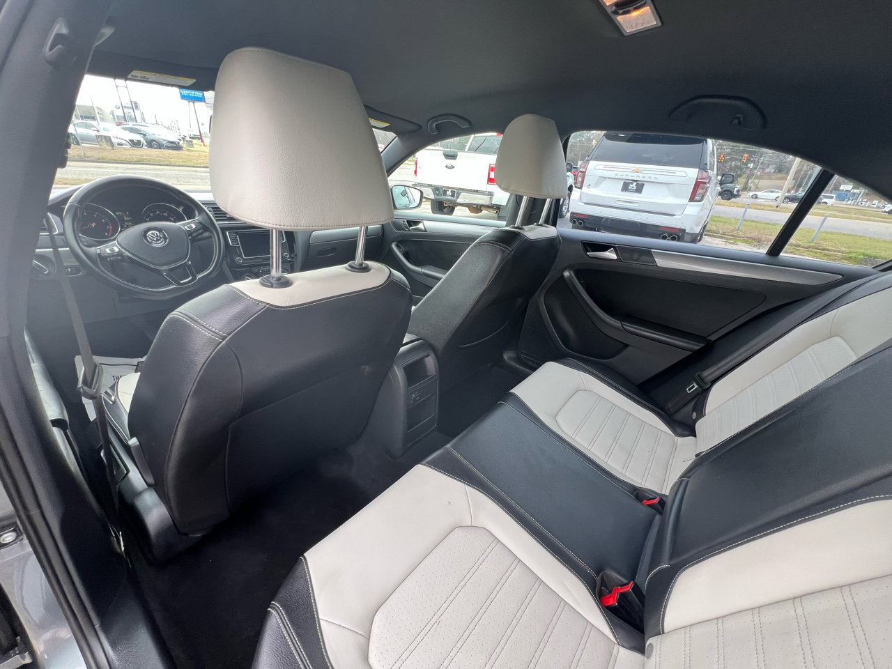 Used 2016 Volkswagen Jetta Sport image 38