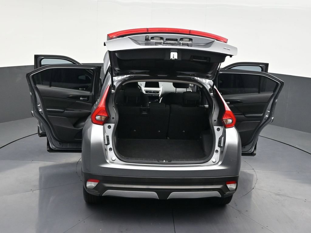 Used 2020 Mitsubishi Eclipse Cross LE image 35