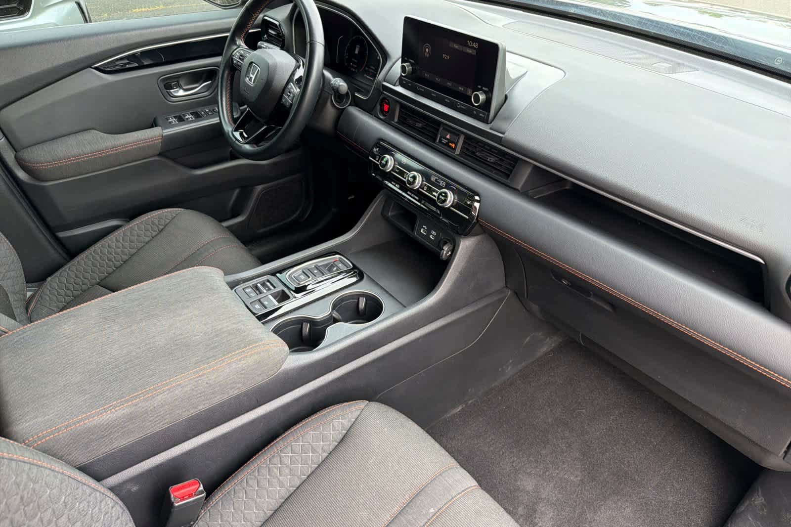 Used 2025 Honda Pilot Sport image 19
