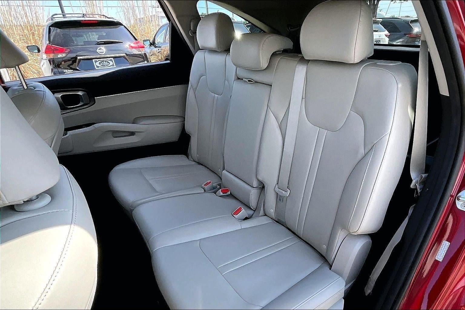 Used 2022 Kia Sorento S FWD image 21