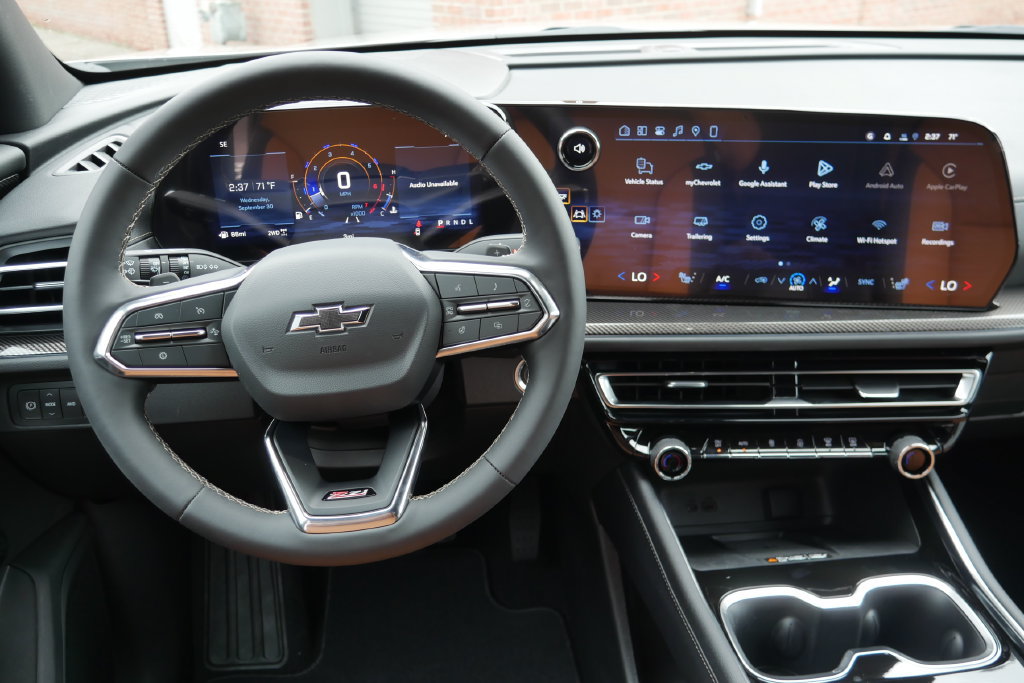 New 2027 Chevrolet Traverse Z71 AWD/4WD image 17