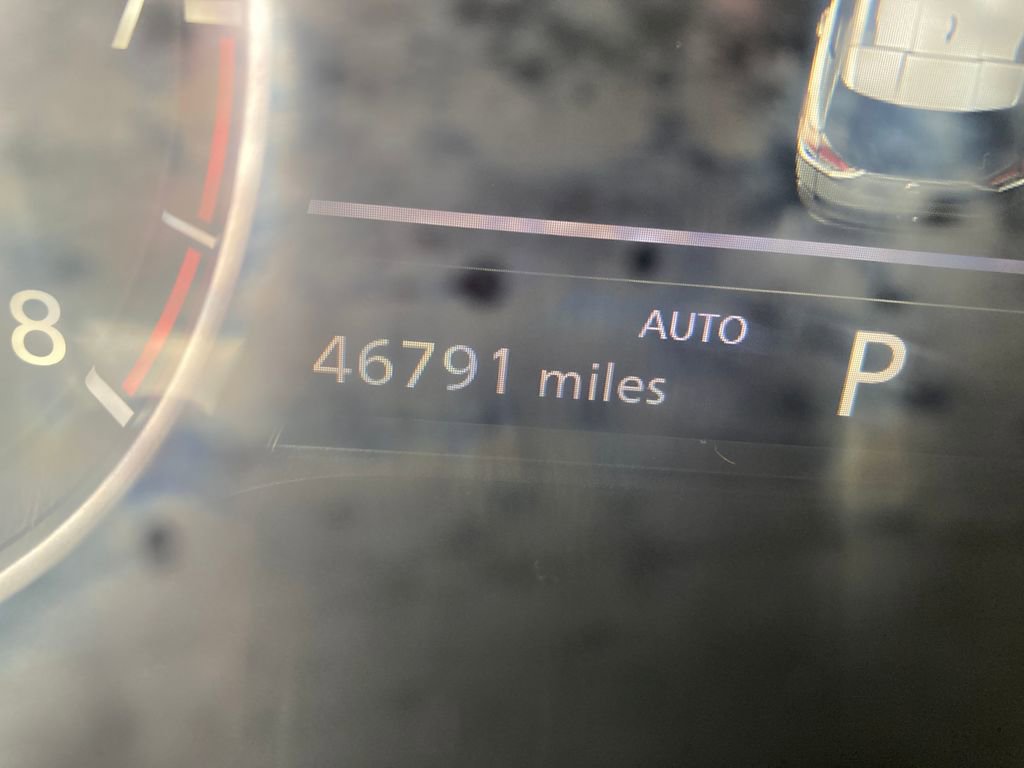 Used 2023 Nissan Rogue SV image 31