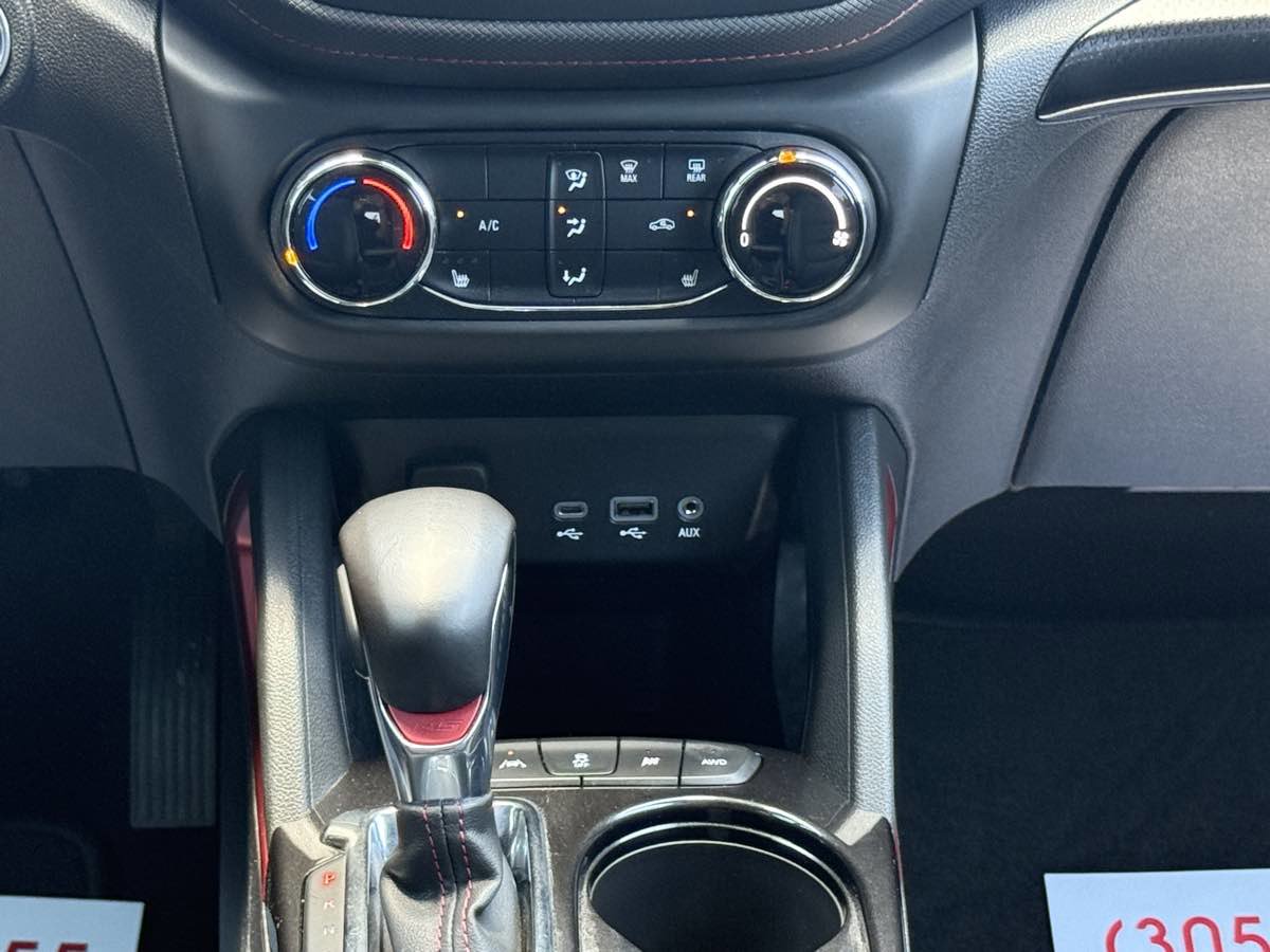 Used 2023 Chevrolet TrailBlazer RS image 44