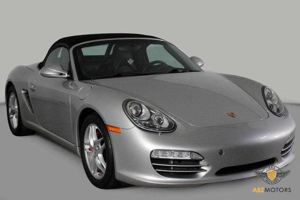 Used 2010 Porsche Boxster image 2