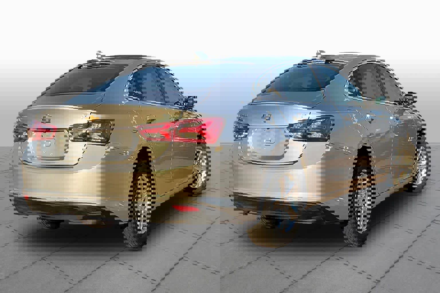 Used 2022 Chevrolet Malibu LT image 13