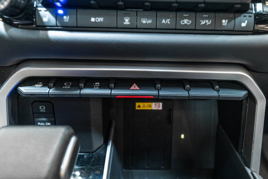 Certified 2024 Toyota Tundra Platinum AWD/4WD image 29
