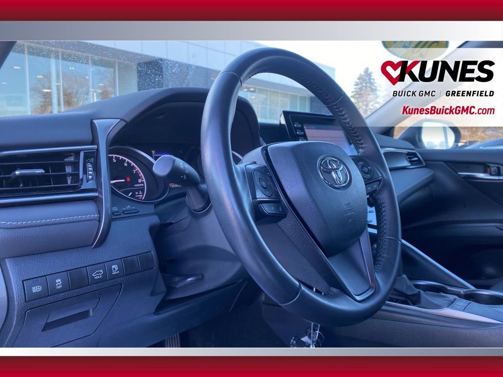 Used 2024 Toyota Camry SE image 15