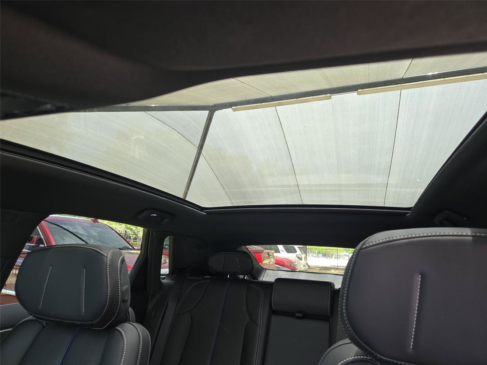 New 2025 Cadillac Lyriq Sport w/ LPO, Floor Liner Package AWD/4WD image 9