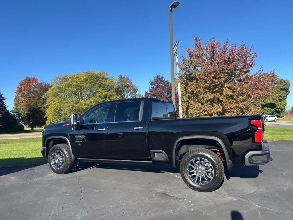 New 2026 Chevrolet Silverado 2500 LTZ w/ LTZ Premium Package image 16