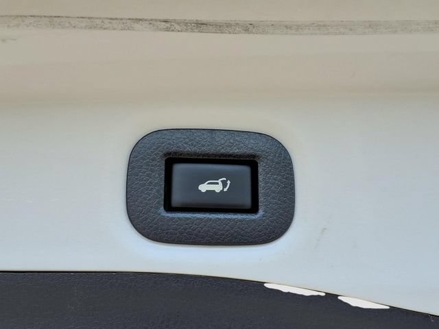 Used 2020 Nissan Rogue SL AWD/4WD image 28