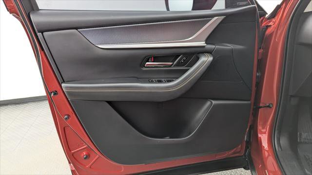 Used 2024 MAZDA CX-90 Plug-In Hybrid w/ Premium Pkg image 13