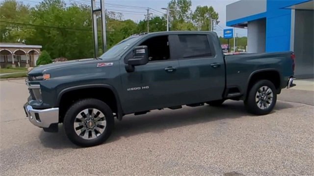 New 2025 Chevrolet Silverado 2500 LT image 4