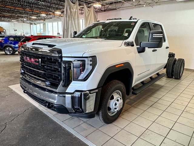 New 2026 GMC Sierra 3500 Pro w/ Convenience Package image 10